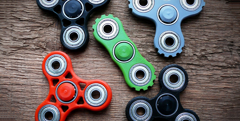 Популярные игрушки Spinner и конфеты Jelly Belly в фирменных отделах "Съешь меня" Популярные игрушки Spinner и конфеты Jelly Belly в фирменных отделах "Съешь меня"