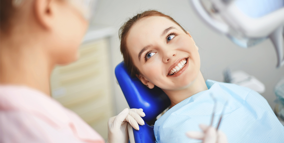 Лечение кариеса, чистка зубов, плазмолифтинг и консультация 